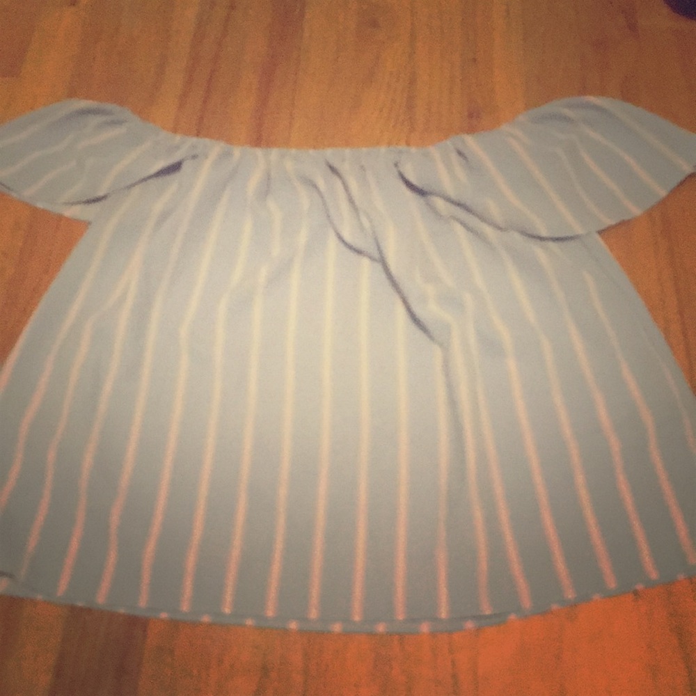 Atmosphere striped top
